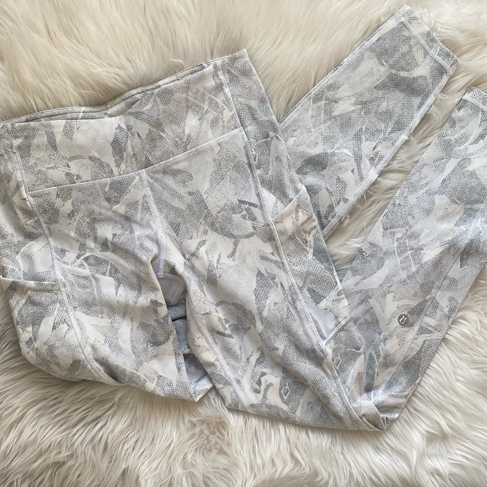 Lululemon Speed Up Tight 6